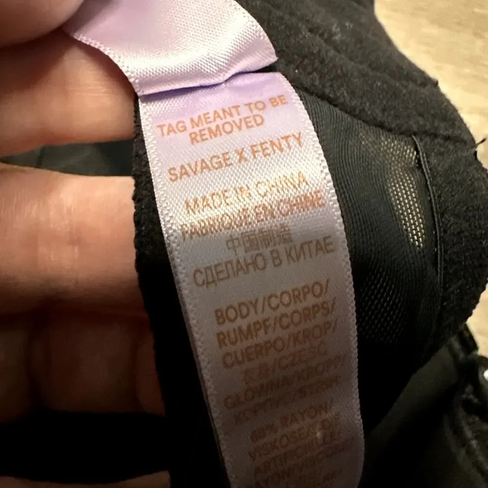 Savage X Fenty Bra Rose Black Red Velvet 40DD